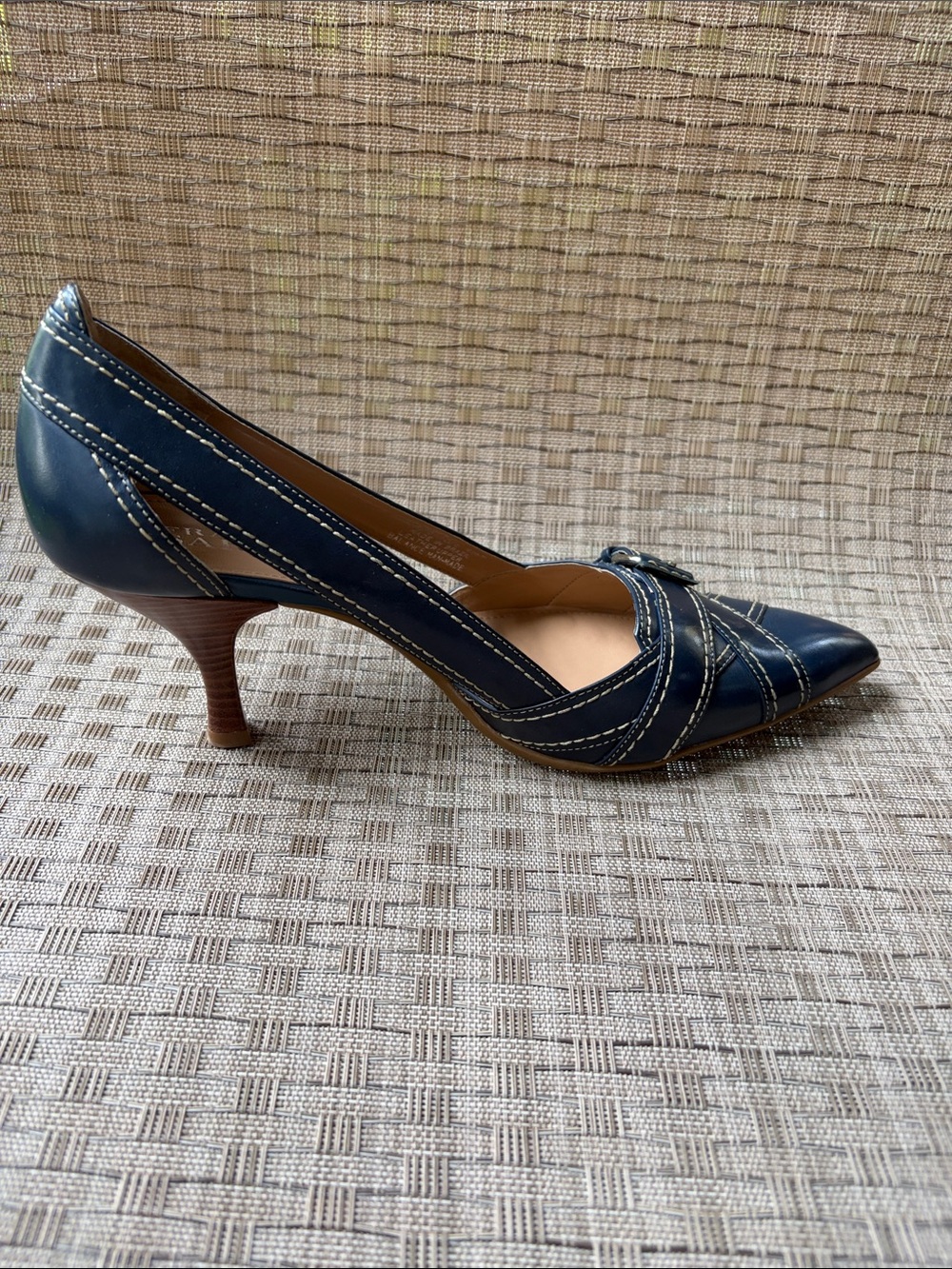 Franco Sarto Navy Pointed Slingback Pumps with Contrast Stitching - Picture 5 of 8